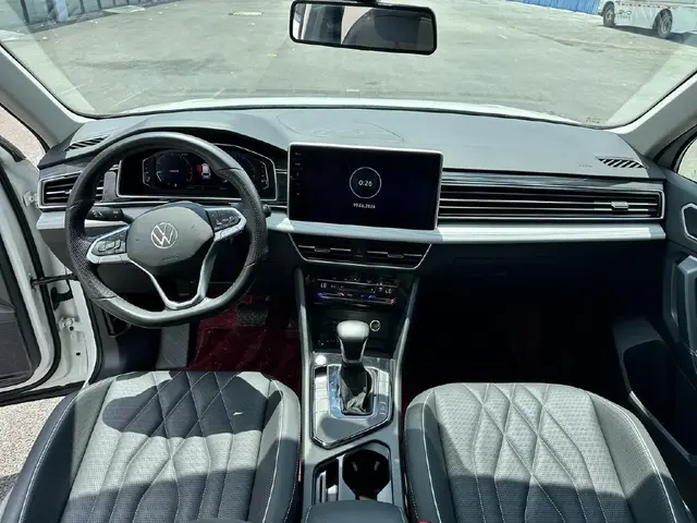 VOLKSWAGEN TIGUAN L 300TSI 2WD 2023