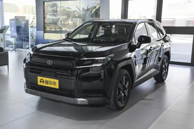 TOYOTA RAV4 LUXURY 2026