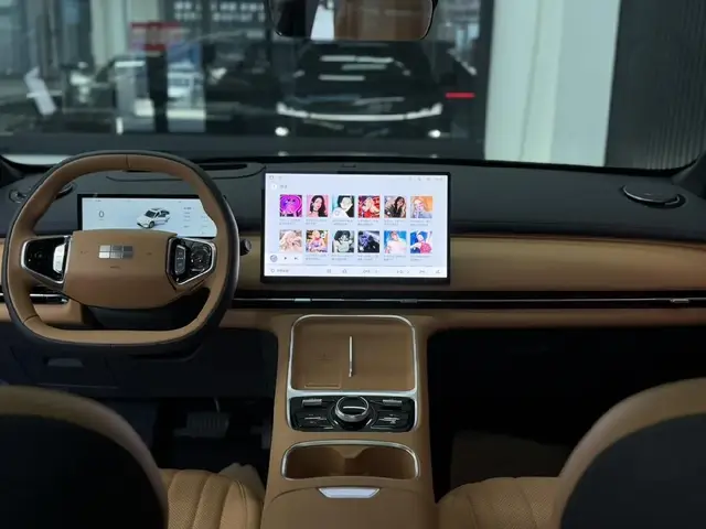 GEELY STARSHIP EM-I STARSHIP 7 EM-I 2025