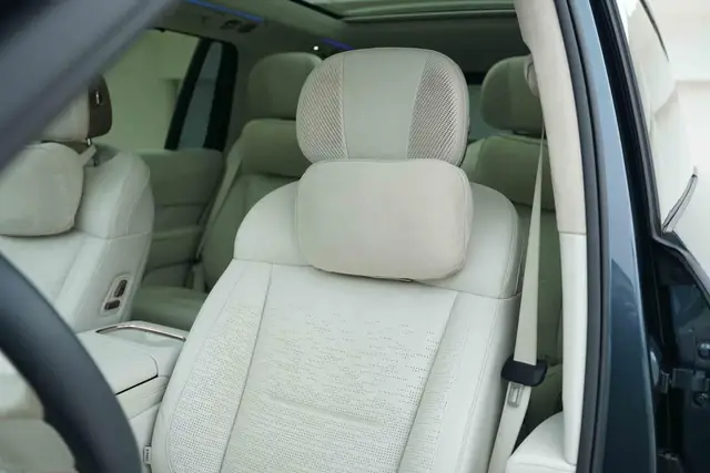 LYNK & CO 900 2025