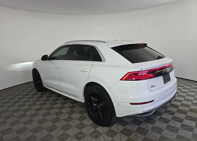 AUDI Q8 PREMIUM 2023