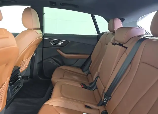 AUDI Q8 PREMIUM 2023
