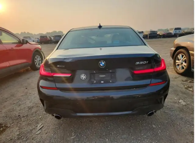 BMW 330XI - 2019