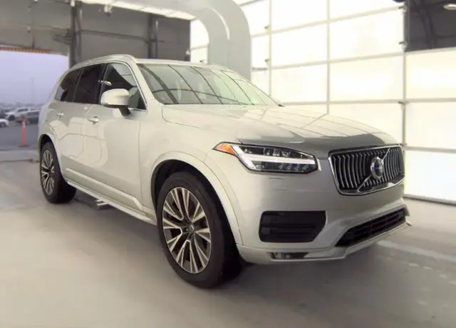 VOLVO XC90 T6 MOMENTUM 6-PASSENGER 2021
