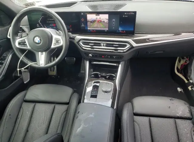 BMW 330XI - 2023