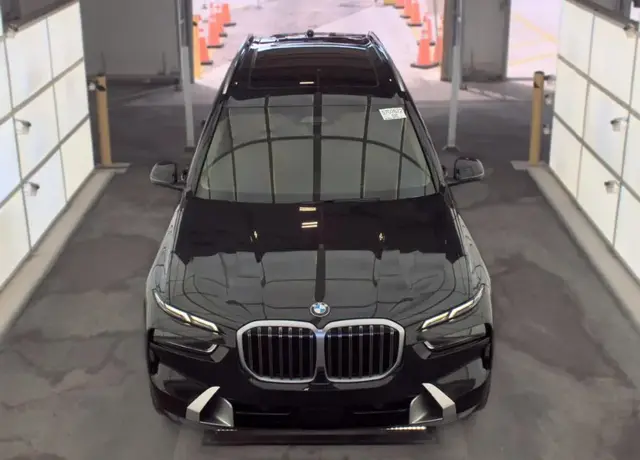 BMW X7 SPORTS ACTIVITY VEHICLE 2022