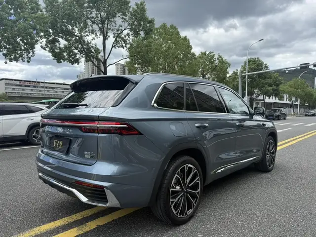 GEELY XINGYUE L 2026