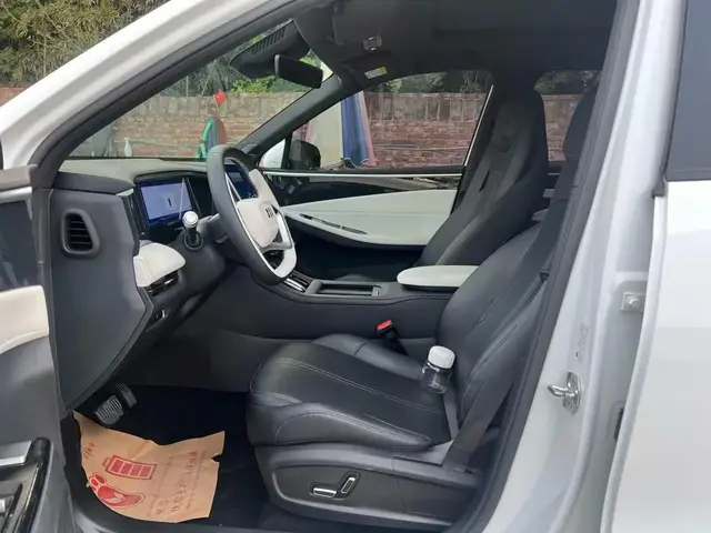 GEELY L7 115 KM MAX AUTOMATIC 2023