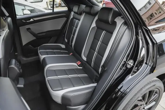 VOLKSWAGEN T-ROC STARLIGHT T-ROC 300TSI STARLIGHT EDITION 2026