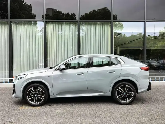 BMW X2 2024