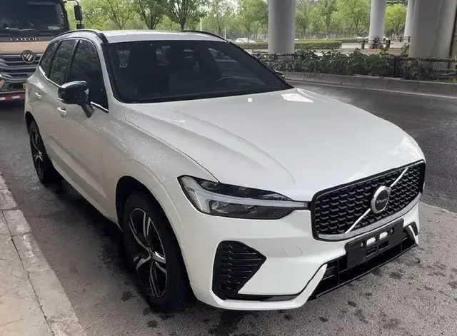 VOLVO XC60 B5 AWD INSCRIPTION 2022