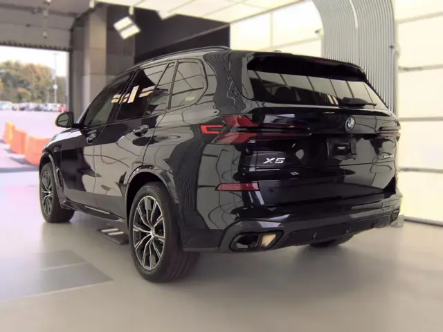 BMW X5 SPORTS ACTIVITY VEHICLE 2024
