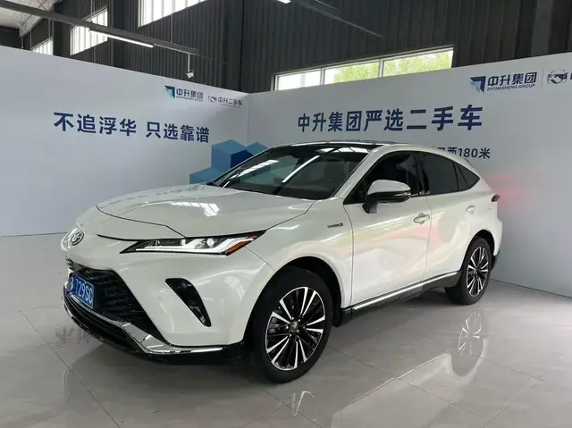 TOYOTA VENZA PREMIUM 2023