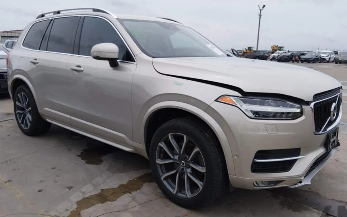 VOLVO XC90 T6 MOMENTUMS 2017