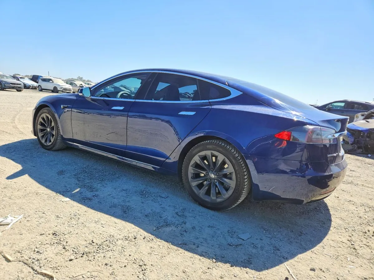 TESLA MODEL S 2018
