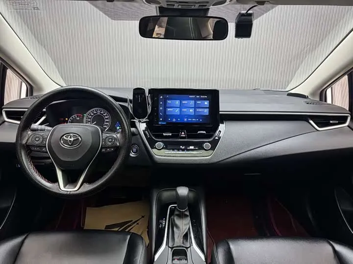 TOYOTA COROLLA 2022