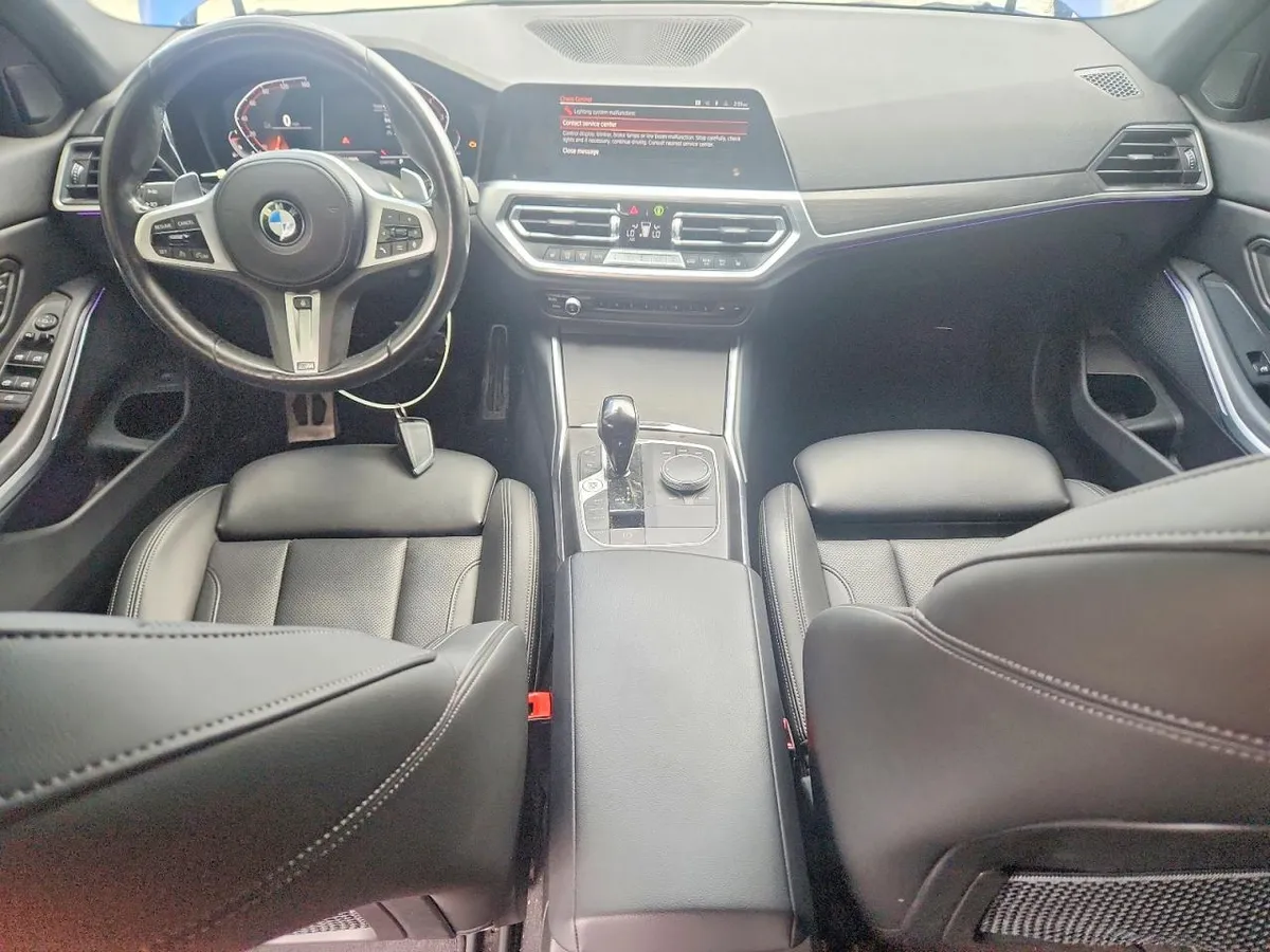 BMW 330XI 2022