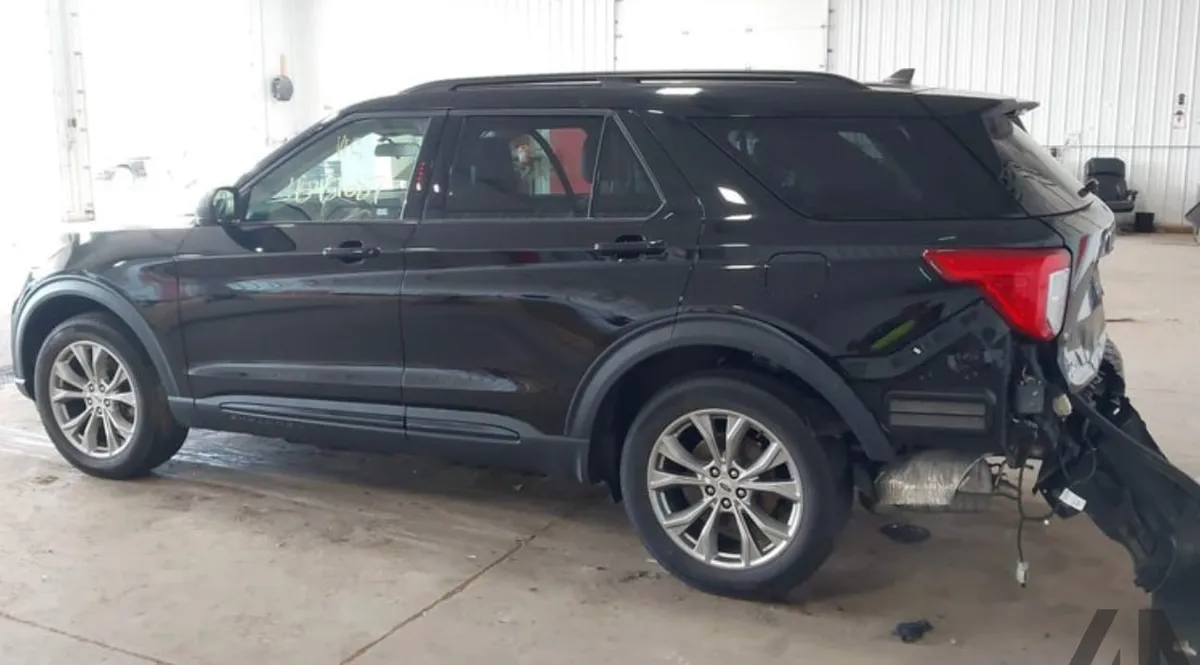 FORD EXPLORER XLT 2022