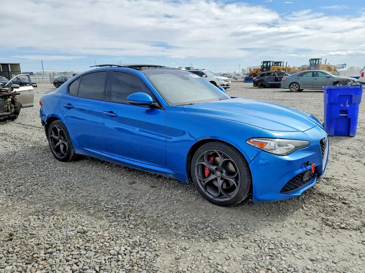 ALFA ROMEO GIULIA TI Q4 2018