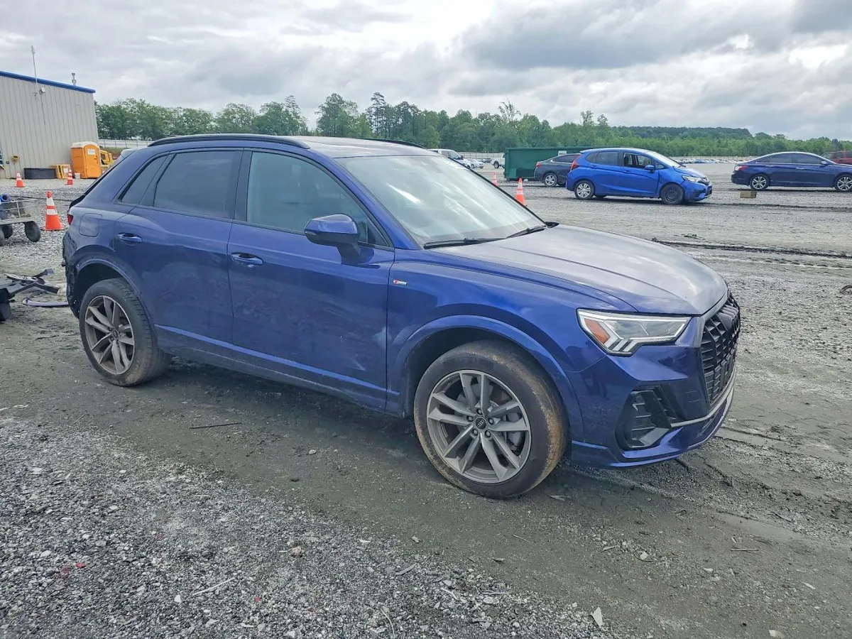 AUDI Q3 PREMIUM 2023