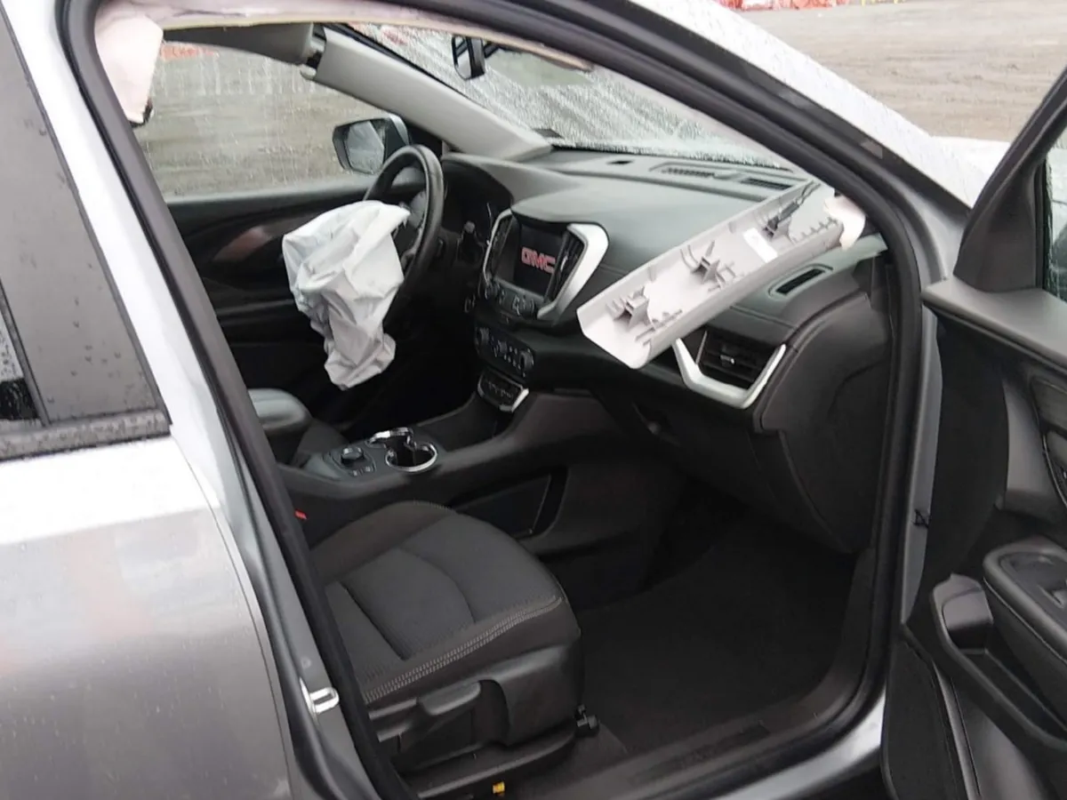 GMC TERRAIN SLE 2023
