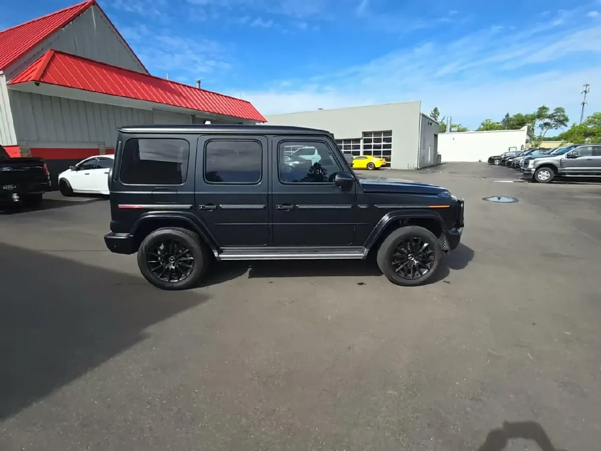 MERCEDES-BENZ G-CLASS G 550 2023
