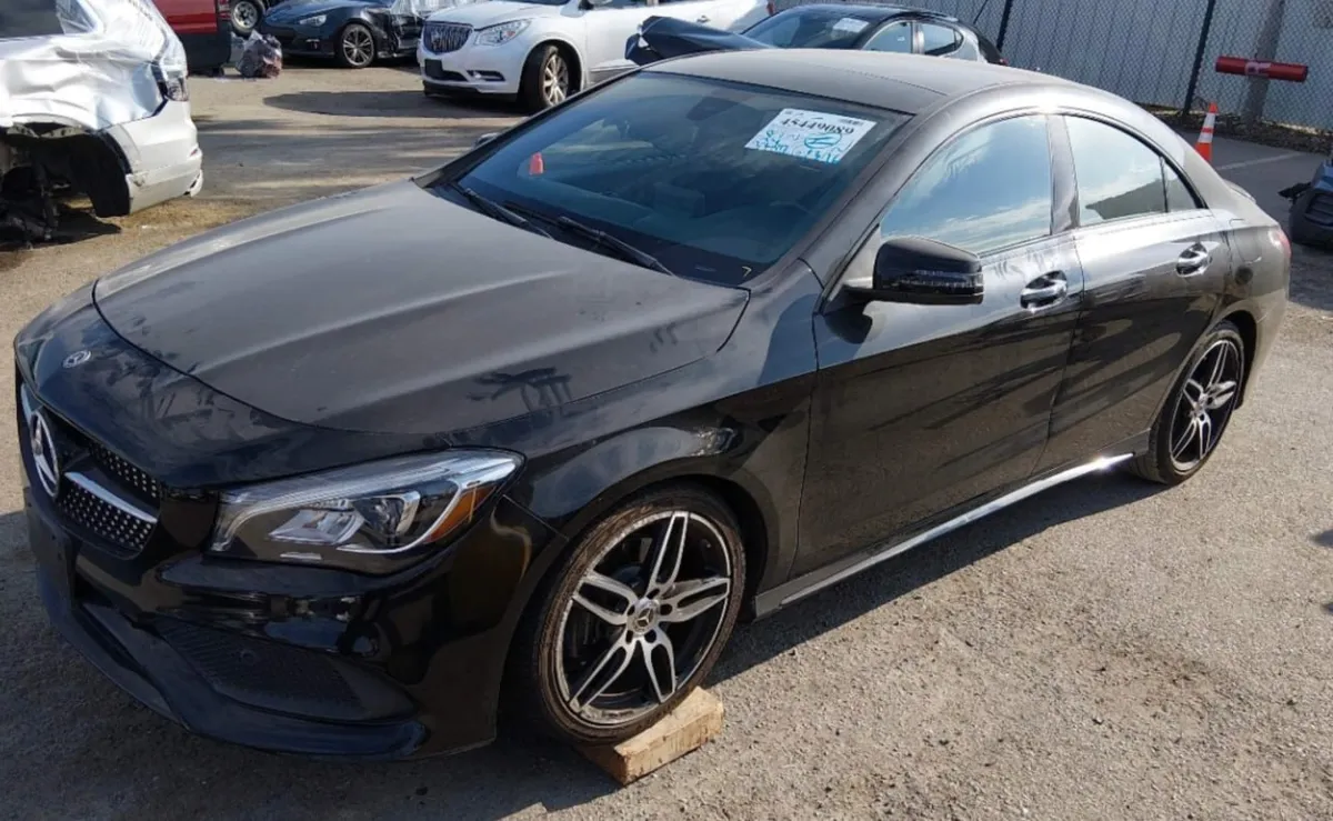 MERCEDES-BENZ CLA 250 2019
