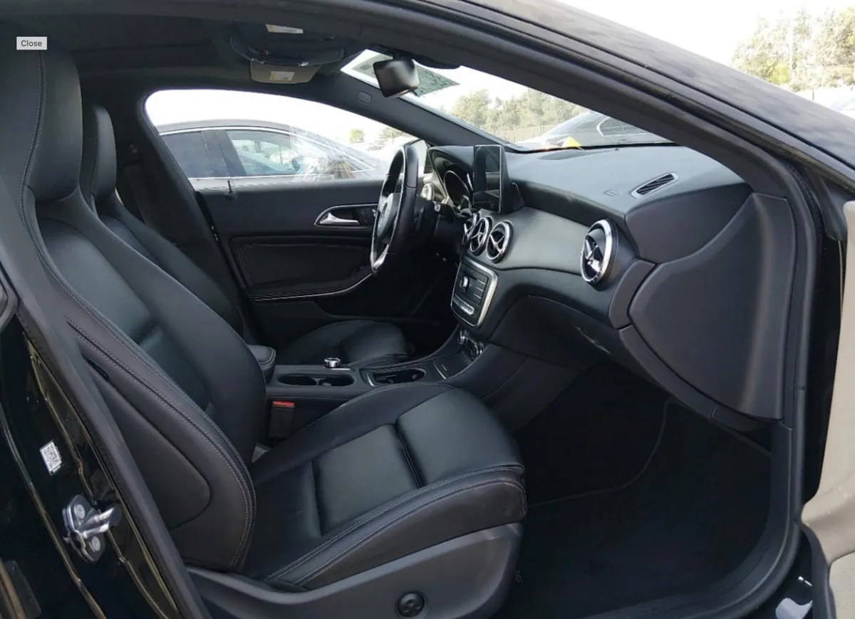 MERCEDES-BENZ CLA 250 2019