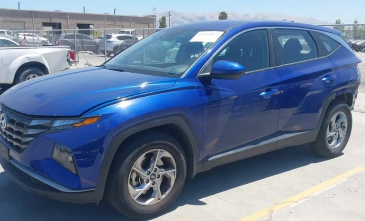 HYUNDAI TUCSON SE 2023