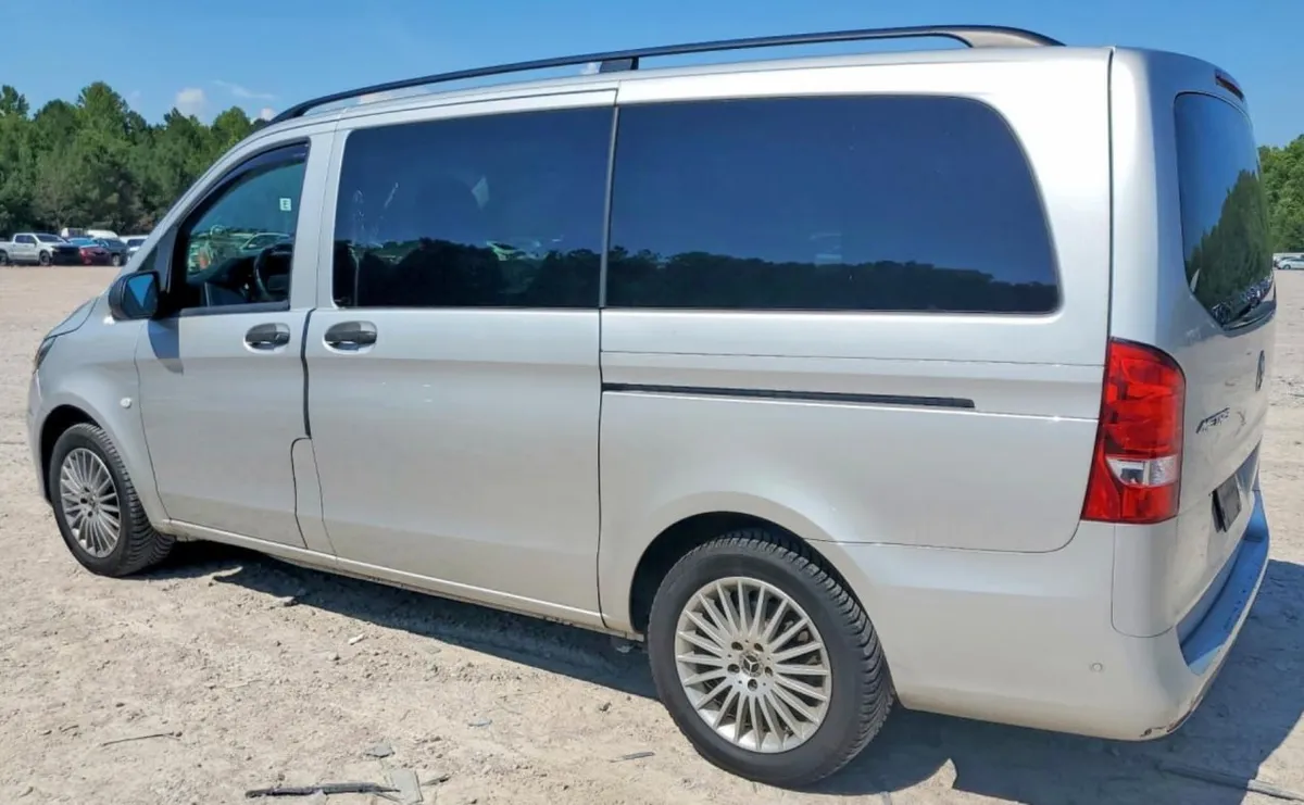 MERCEDES-BENZ METRIS 2019