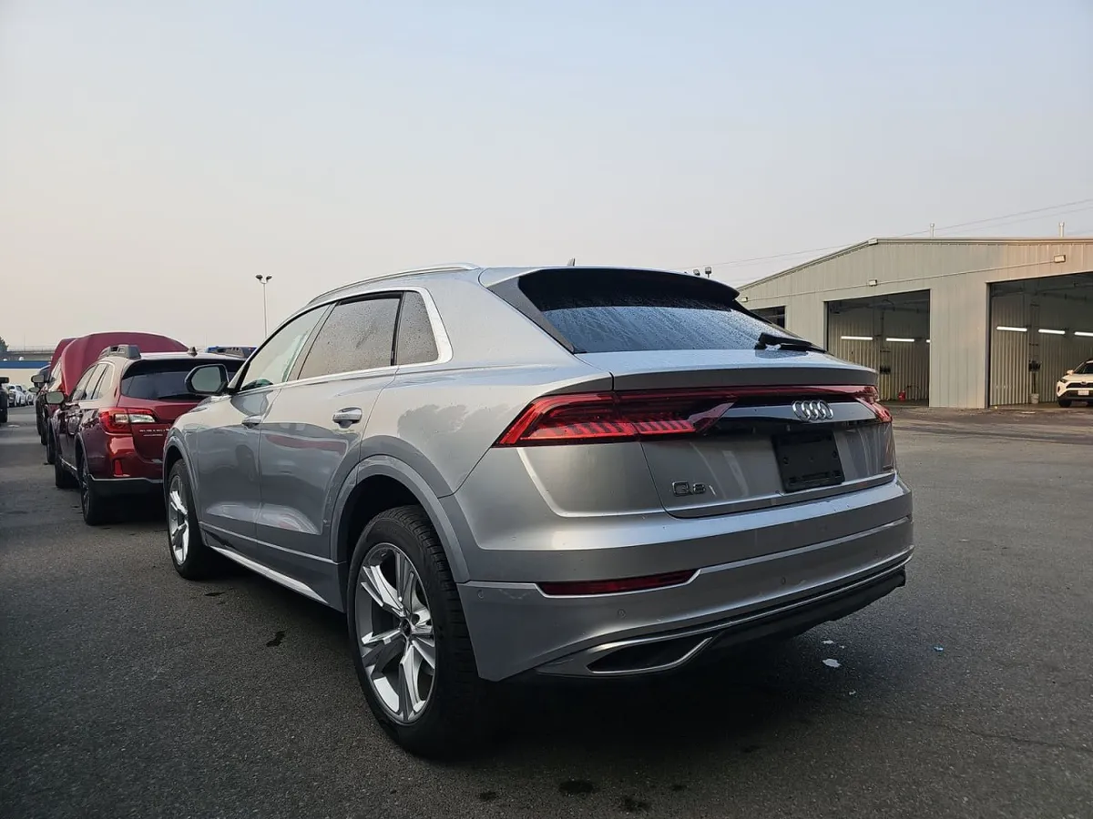 AUDI Q8 PREMIUM 2022