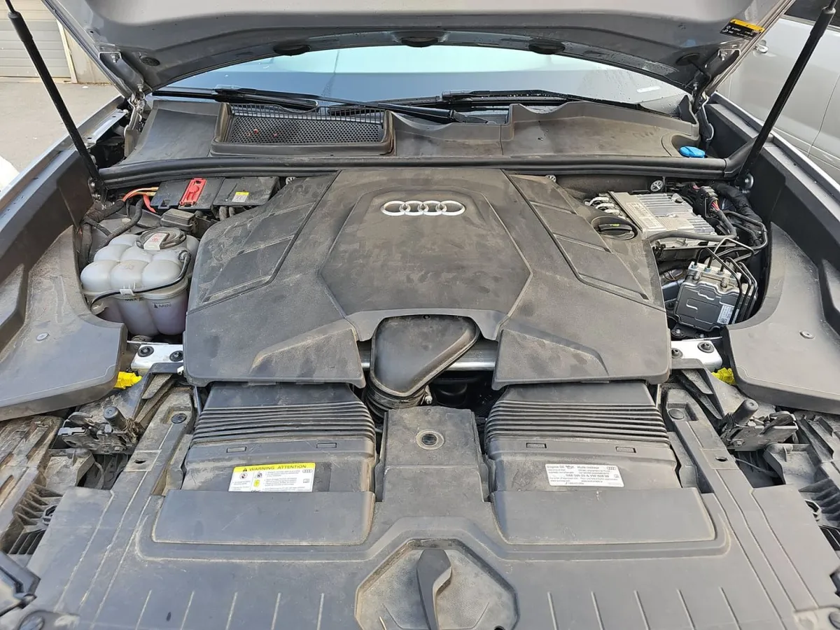 AUDI Q8 PREMIUM 2022