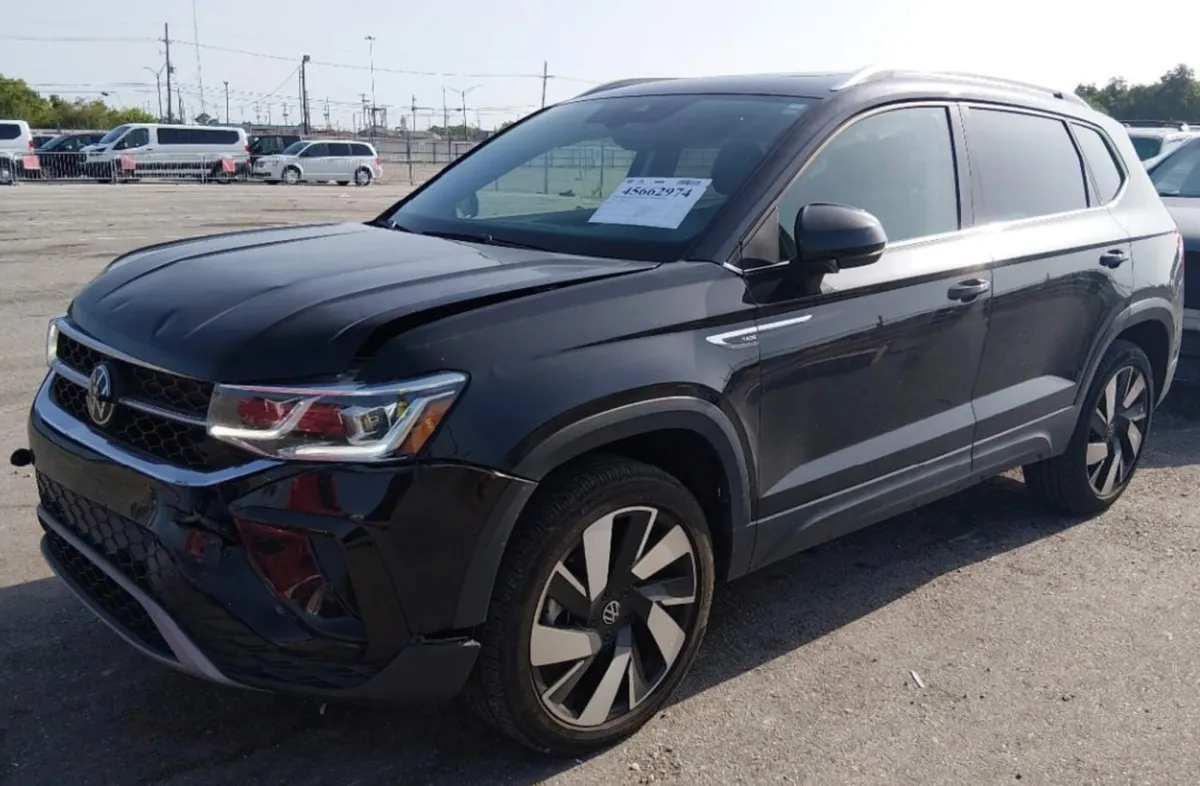 VOLKSWAGEN TAOS SEL 2024