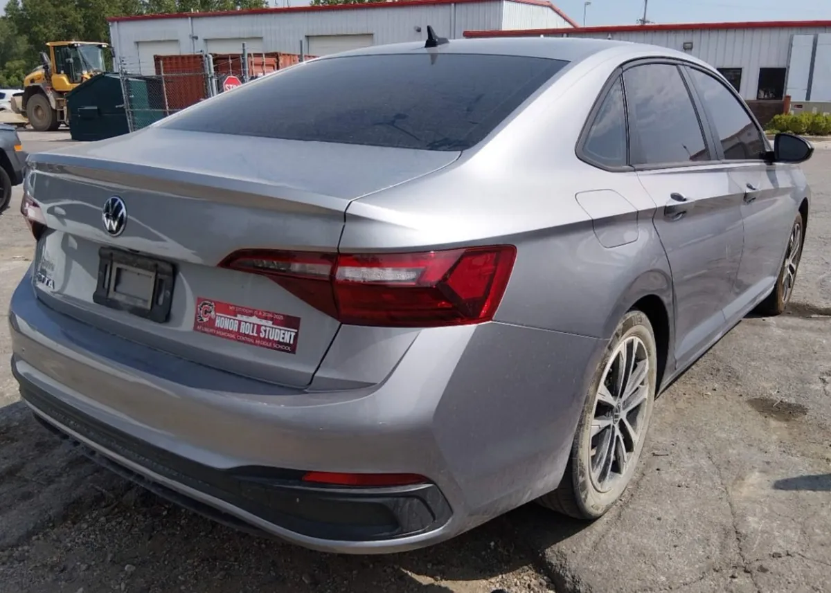 VOLKSWAGEN JETTA 2022