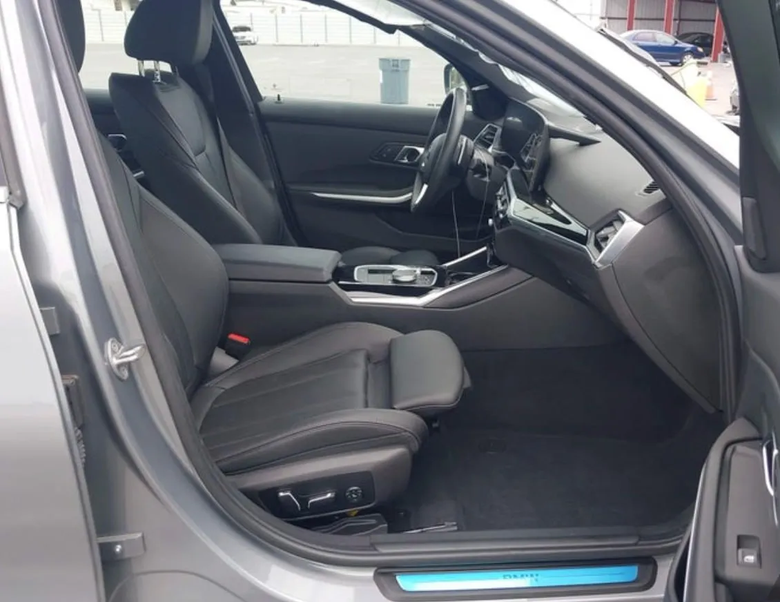 BMW 330I 2024