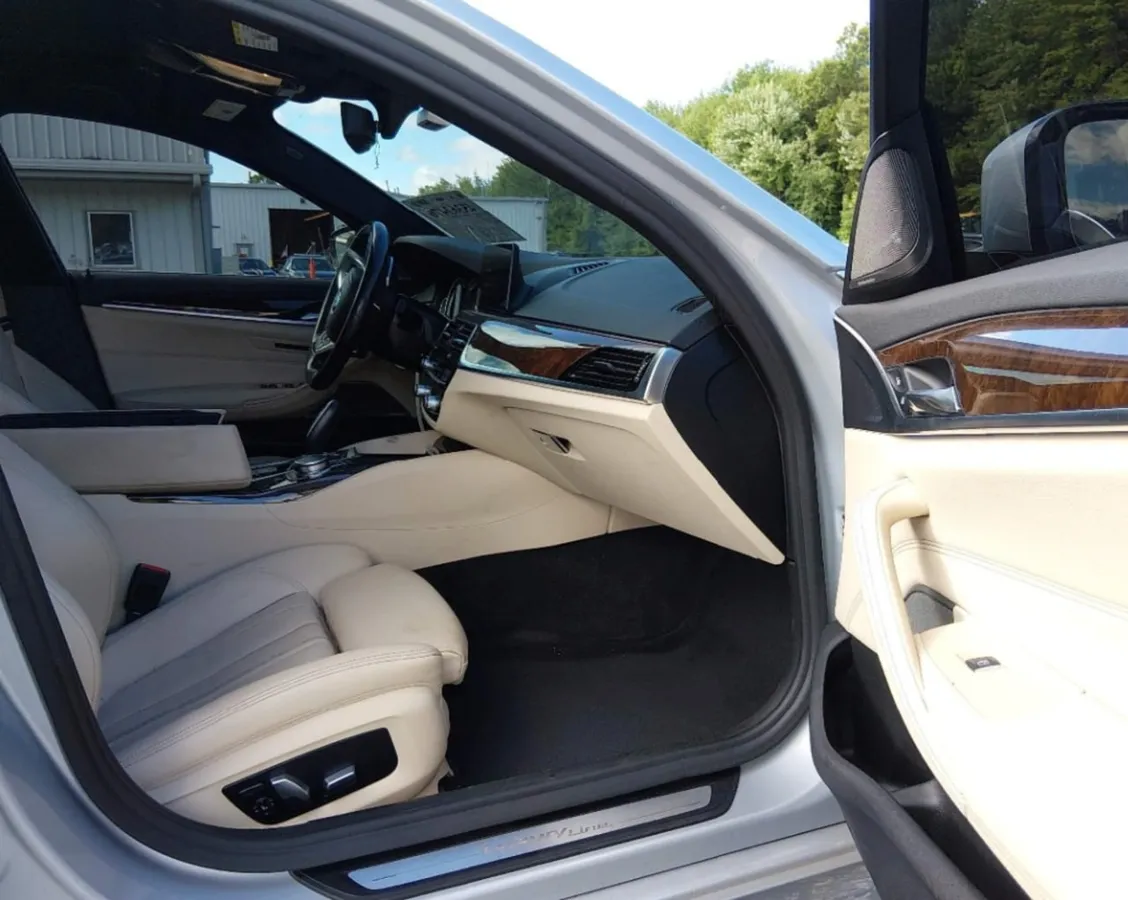 BMW 530I XDRIVE 2018