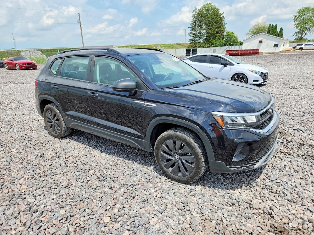 VOLKSWAGEN TAOS S 2024