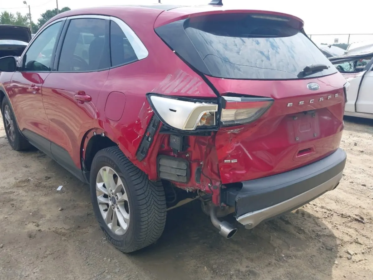 FORD ESCAPE SE 2022