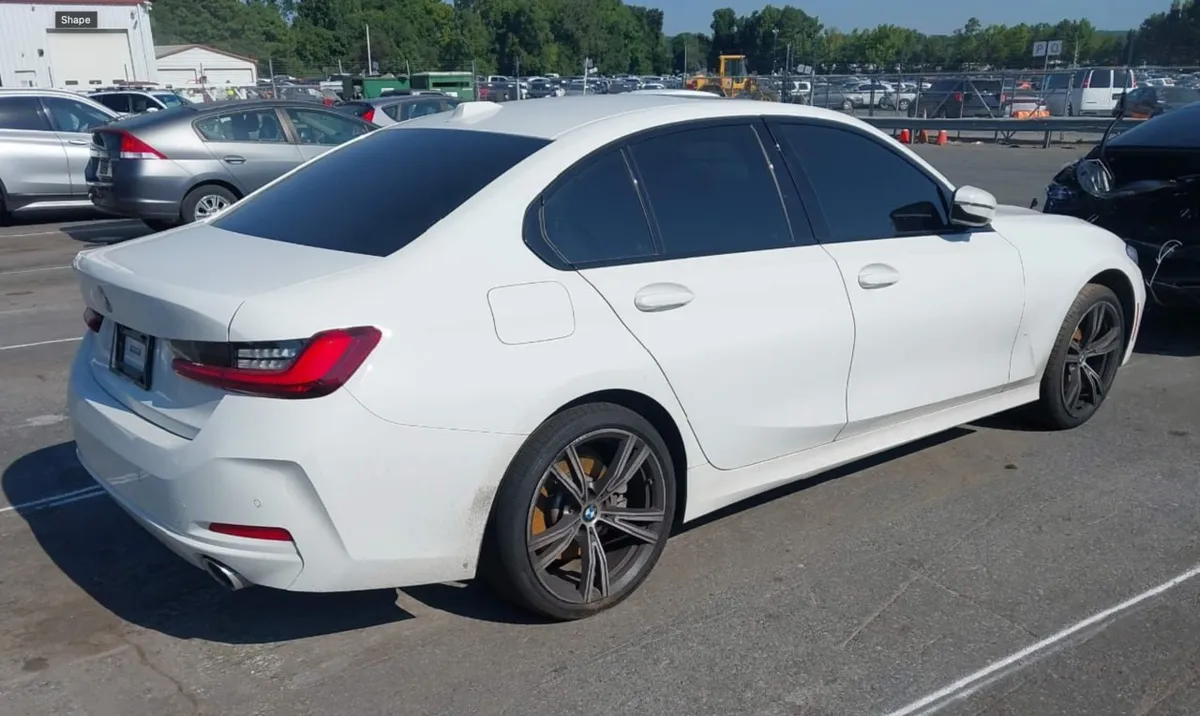 BMW 330I 2023