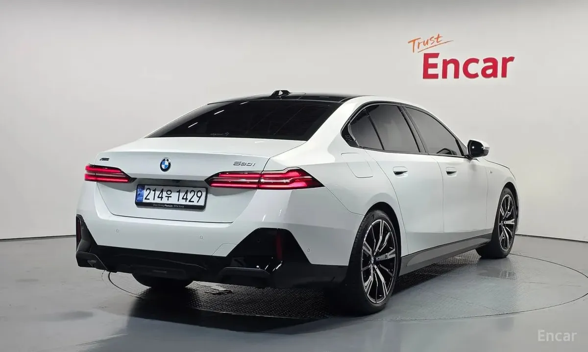 BMW 530I XDRIVE M SPORT 2024