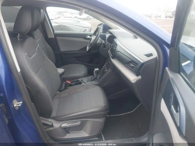 VOLKSWAGEN TAOS 2023