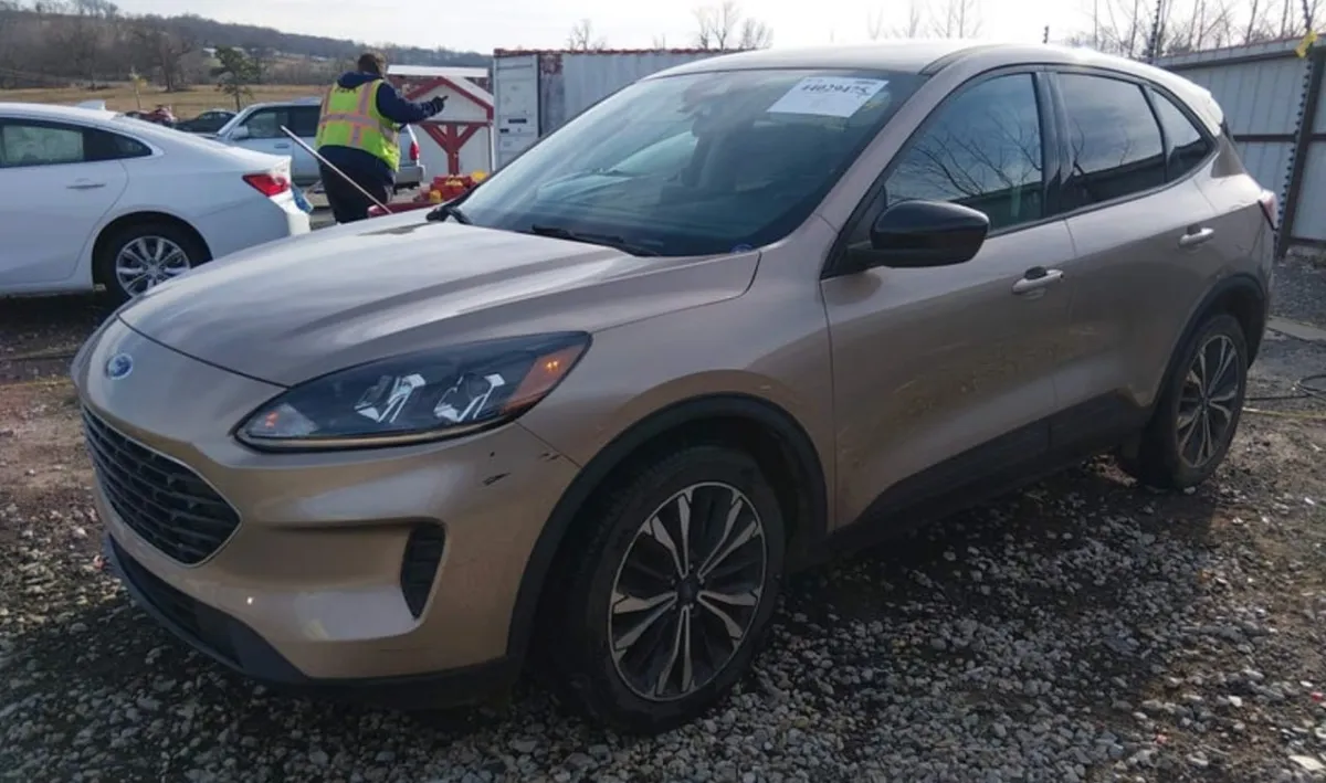 FORD ESCAPE SE 2021