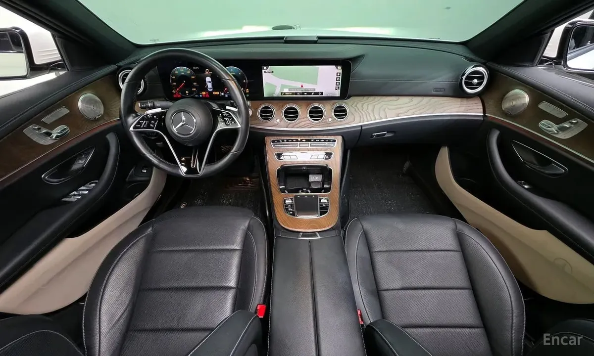 MERCEDES-BENZ E-CLASS 220D 4MATIC 2021