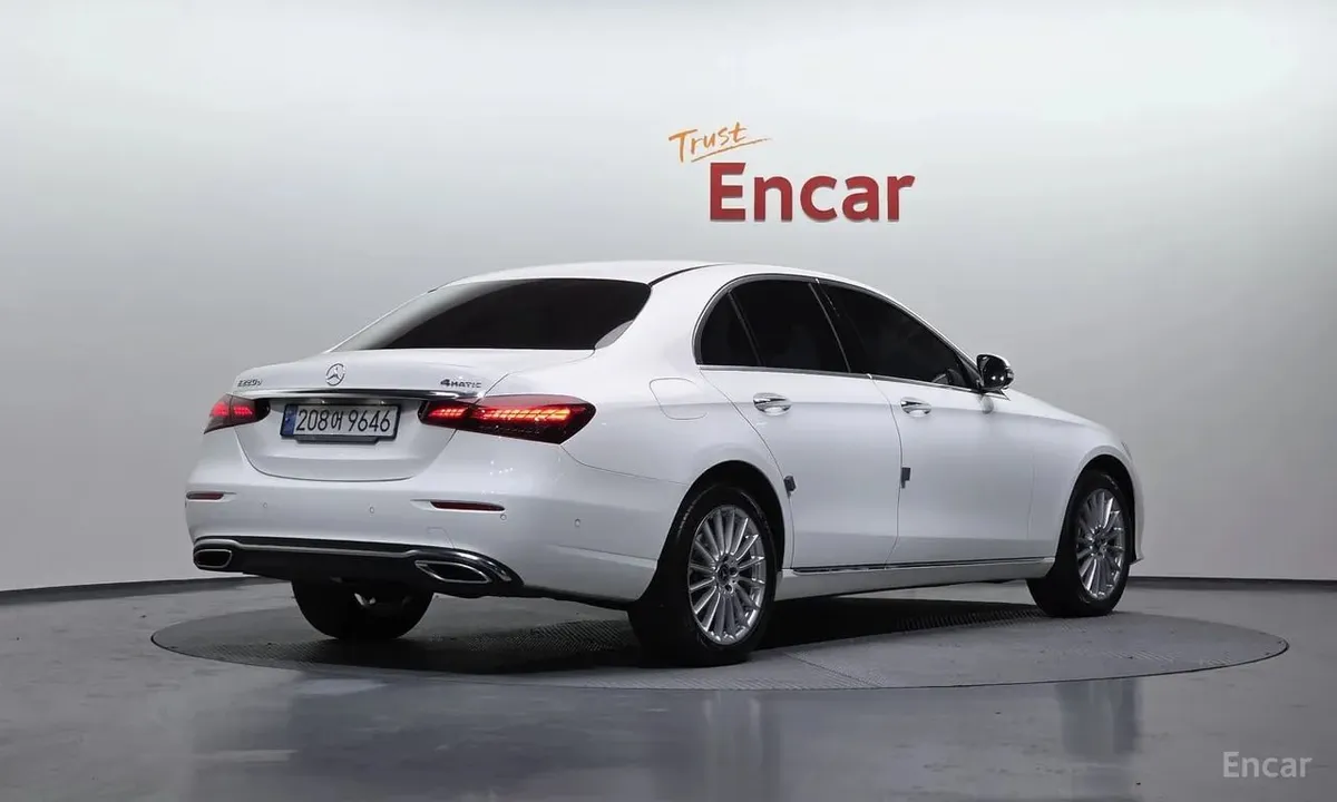 MERCEDES-BENZ E220D EXCLUSIVE 2021