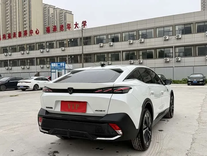 PEUGEOT 408X 2023
