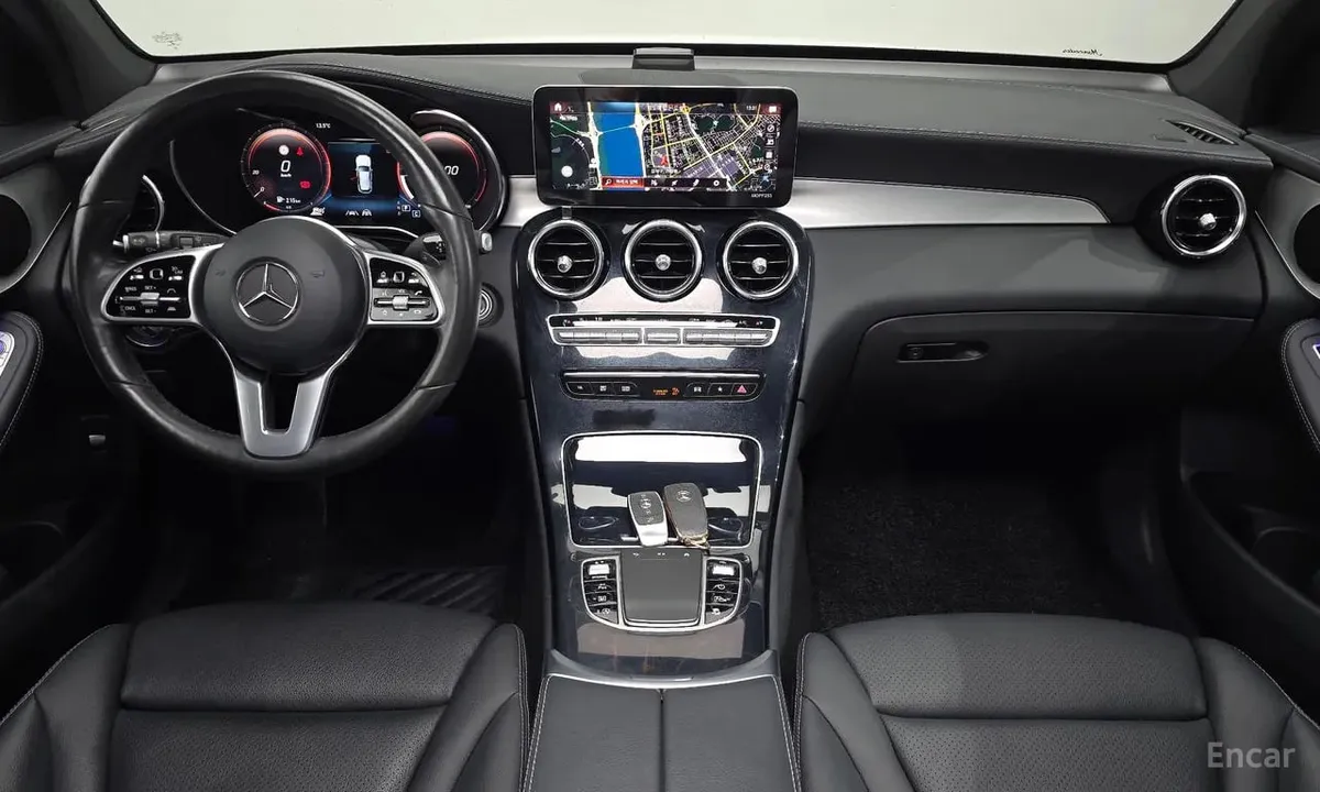 MERCEDES-BENZ GLC 220D 2021