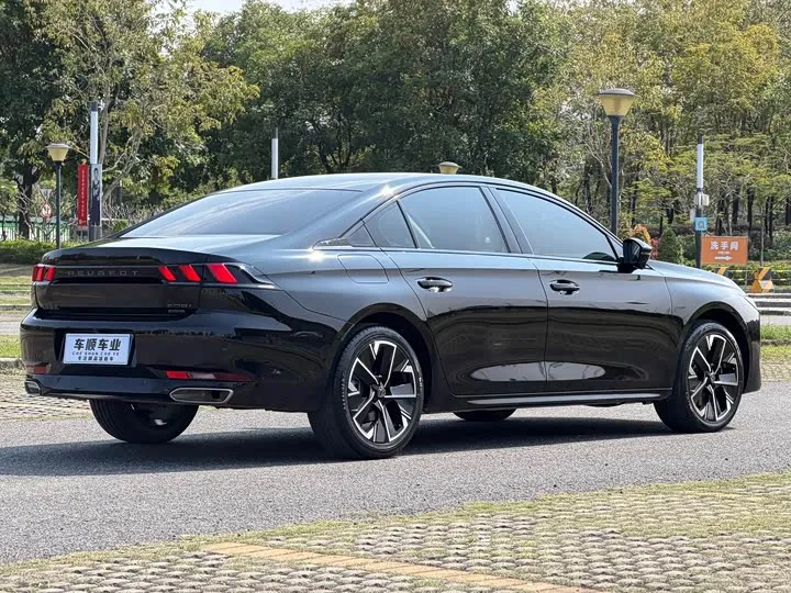 PEUGEOT 508L 400THP DYNAMIC FLAGSHIP 2023