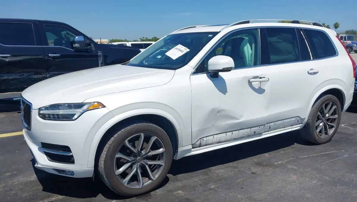 VOLVO XC90 T5 MOMENTUM 2019