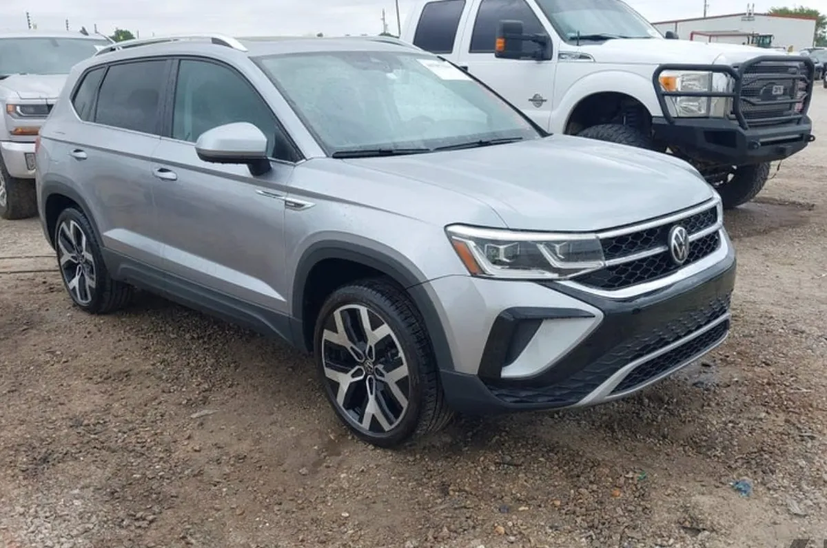VOLKSWAGEN TAOS SEL 2022