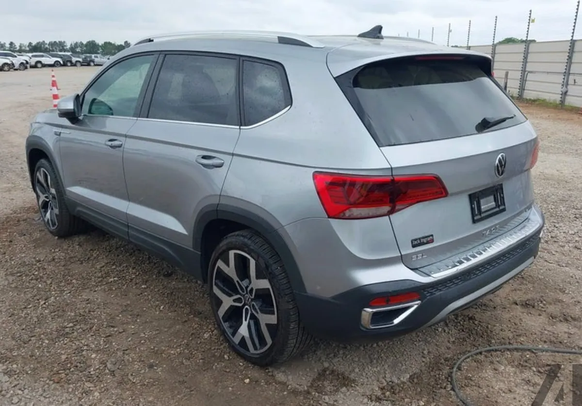 VOLKSWAGEN TAOS SEL 2022